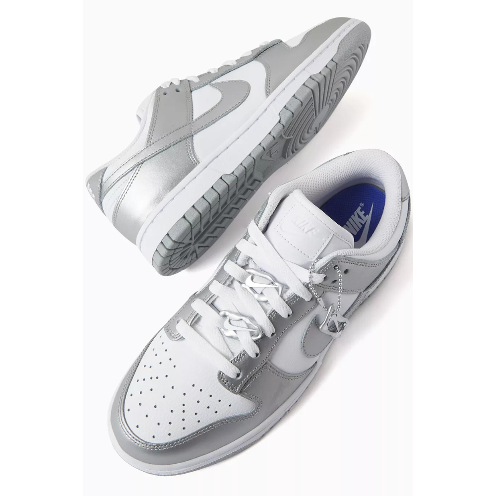 Nike Dunk Low Metallic Silve